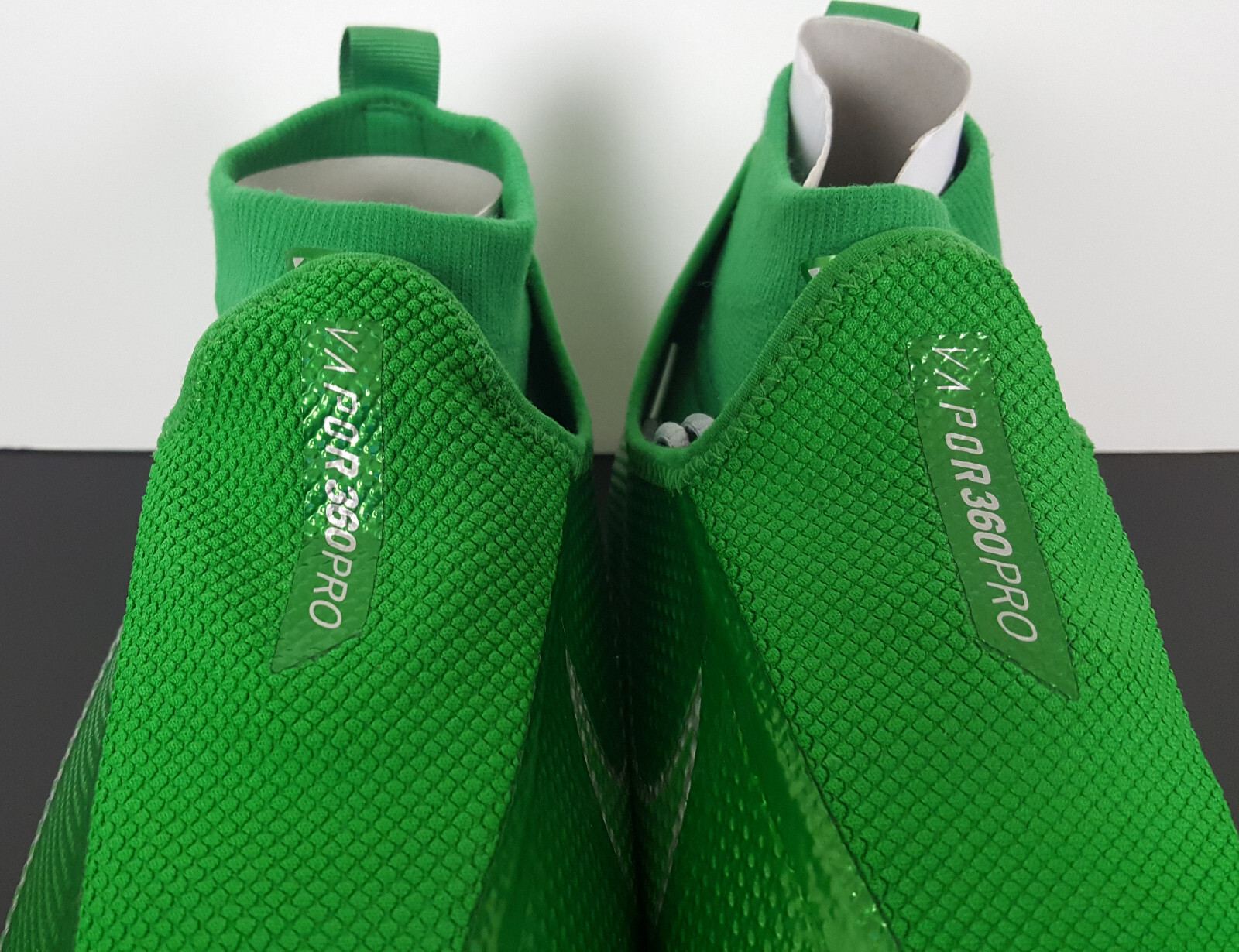 NIKE VAPOR 360 ELITE FOOTBALL CLEATS OREGON DUCKS PE GREEN CV3066-303 (SIZE 16W)