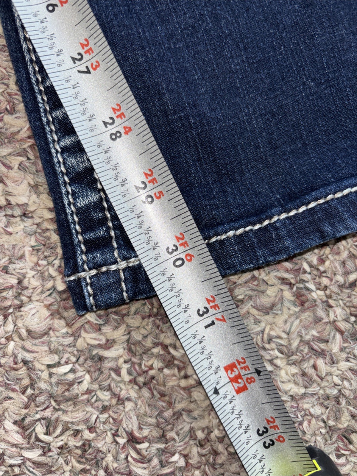BUCKLE DAYTRIP VIRGO BOOTCUT Womens Size 31R Midrise Stretch Jeans 34×30.5 EUC