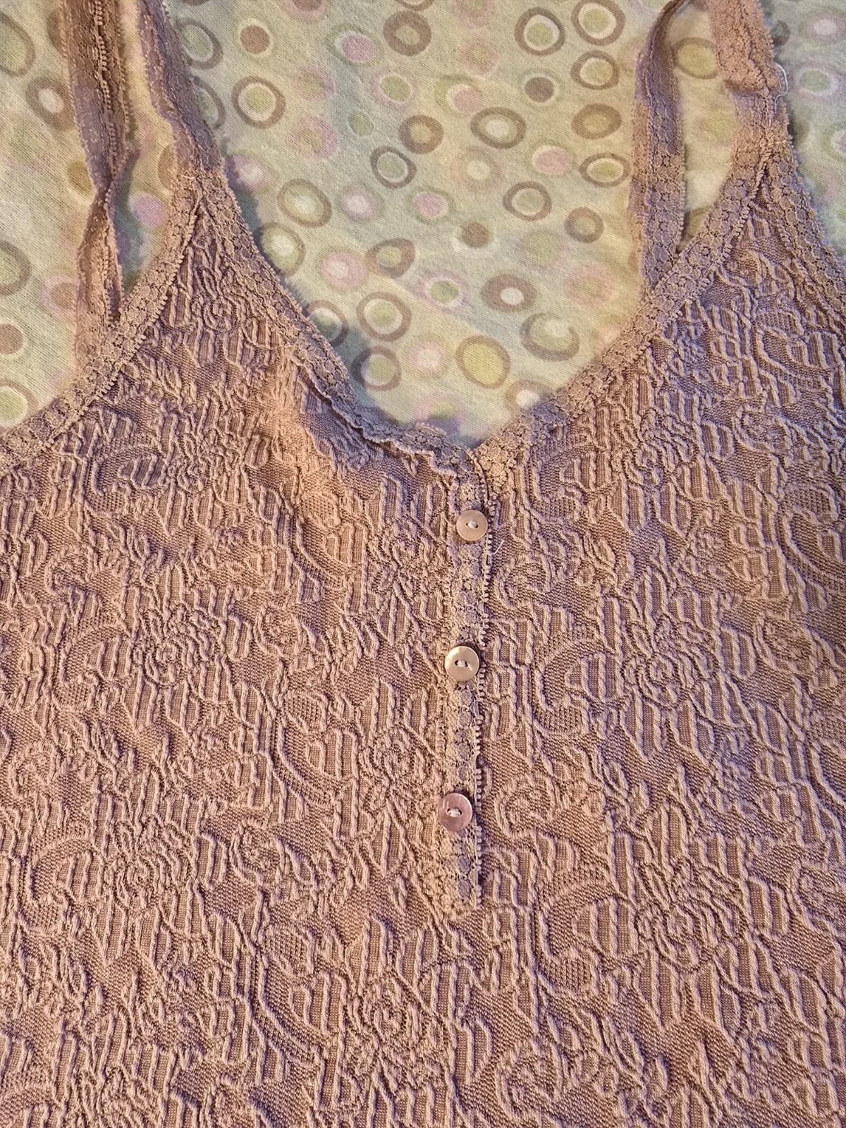 Y2k ease! Pink Floral Lace Tank Top Button Accent Women’s Size Large