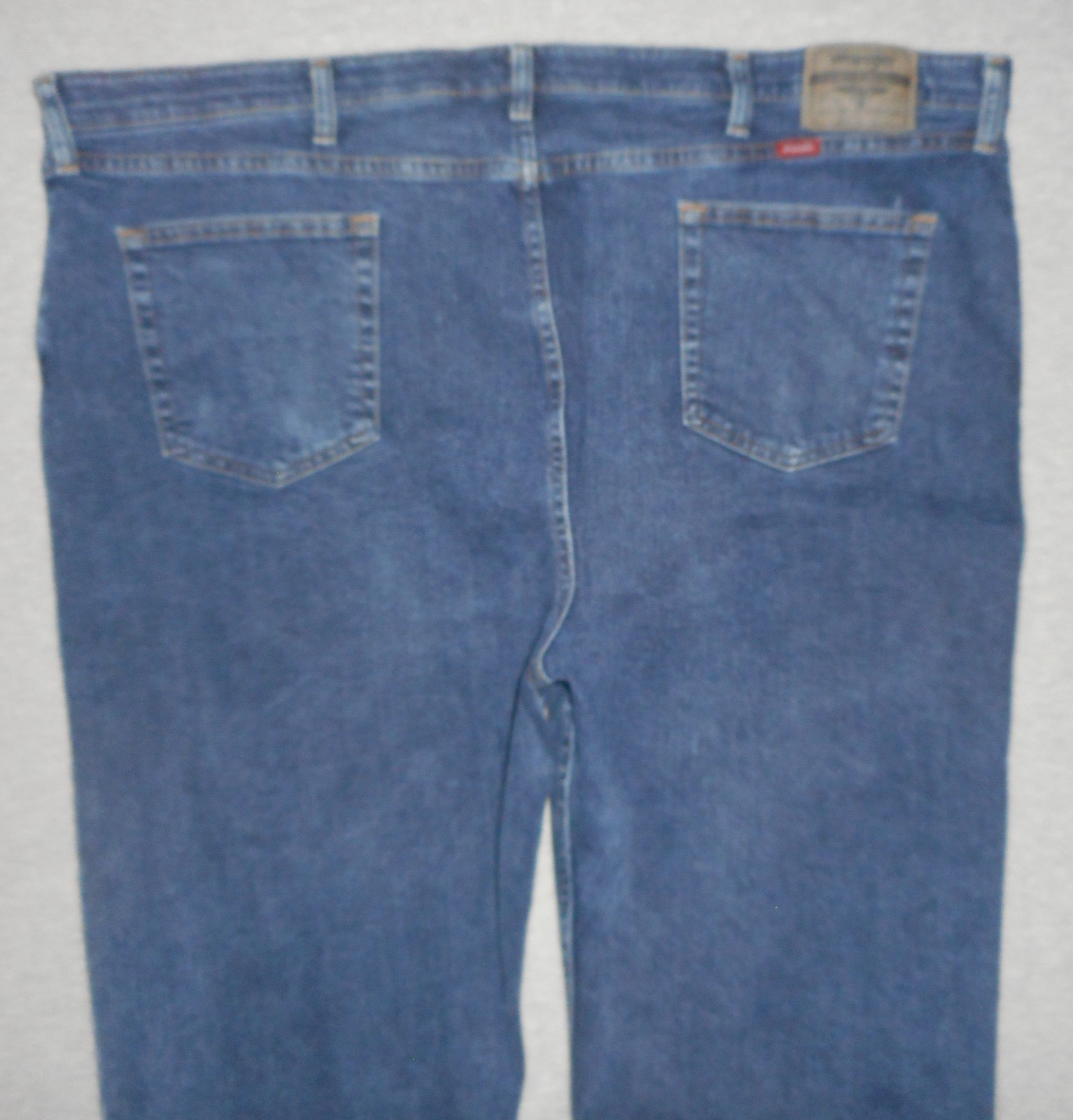 Wrangler Regular Fit Stretch Flex Waist Jeans – Mens 48×30 – Good Condition –