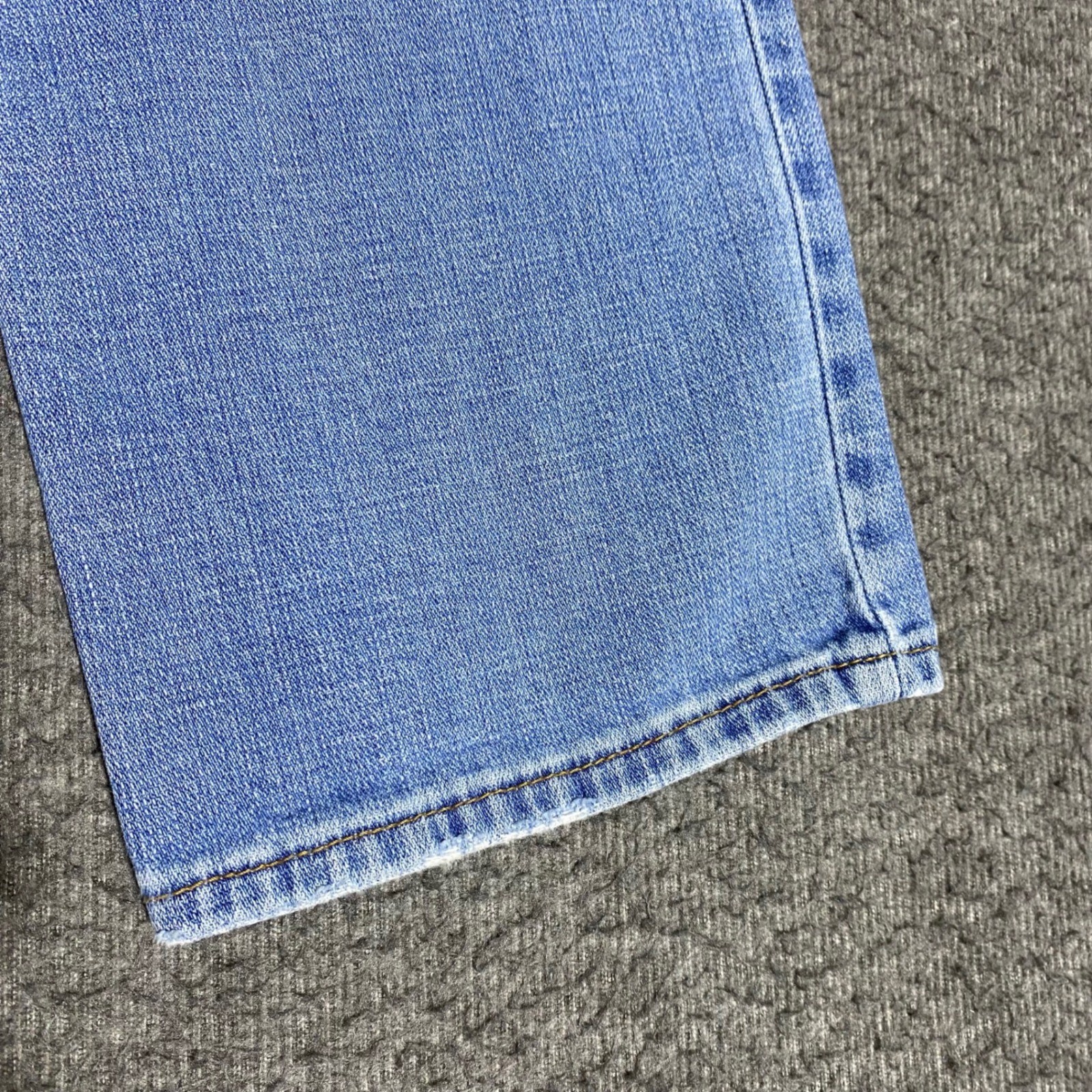Levi’s 525 Perfect Waist Jeans Womens 10M Light Wash Blue Denim 30×31 Boho Prep