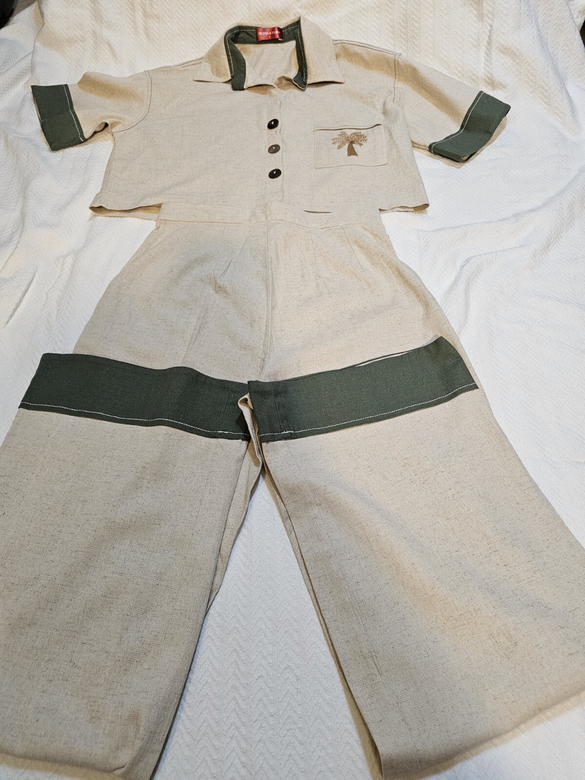 SET Olivia and Elisa Exclusive Tropicia Beige Pants and Shirt Outfit Size S