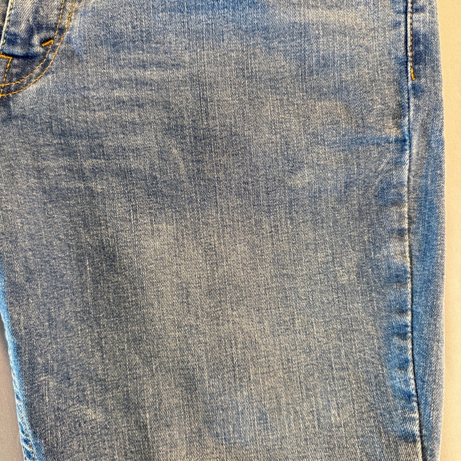 Men’s Levi’s 511 Slim Fit Jeans 36×30 Medium Wash Blue Denim WaterLess Casual