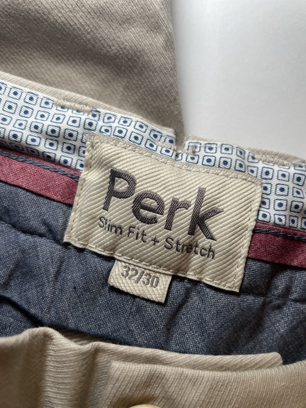 Perk Pants Mens 32×30 Feel Good Chinos Smooth Beige Slim Fit Stretch