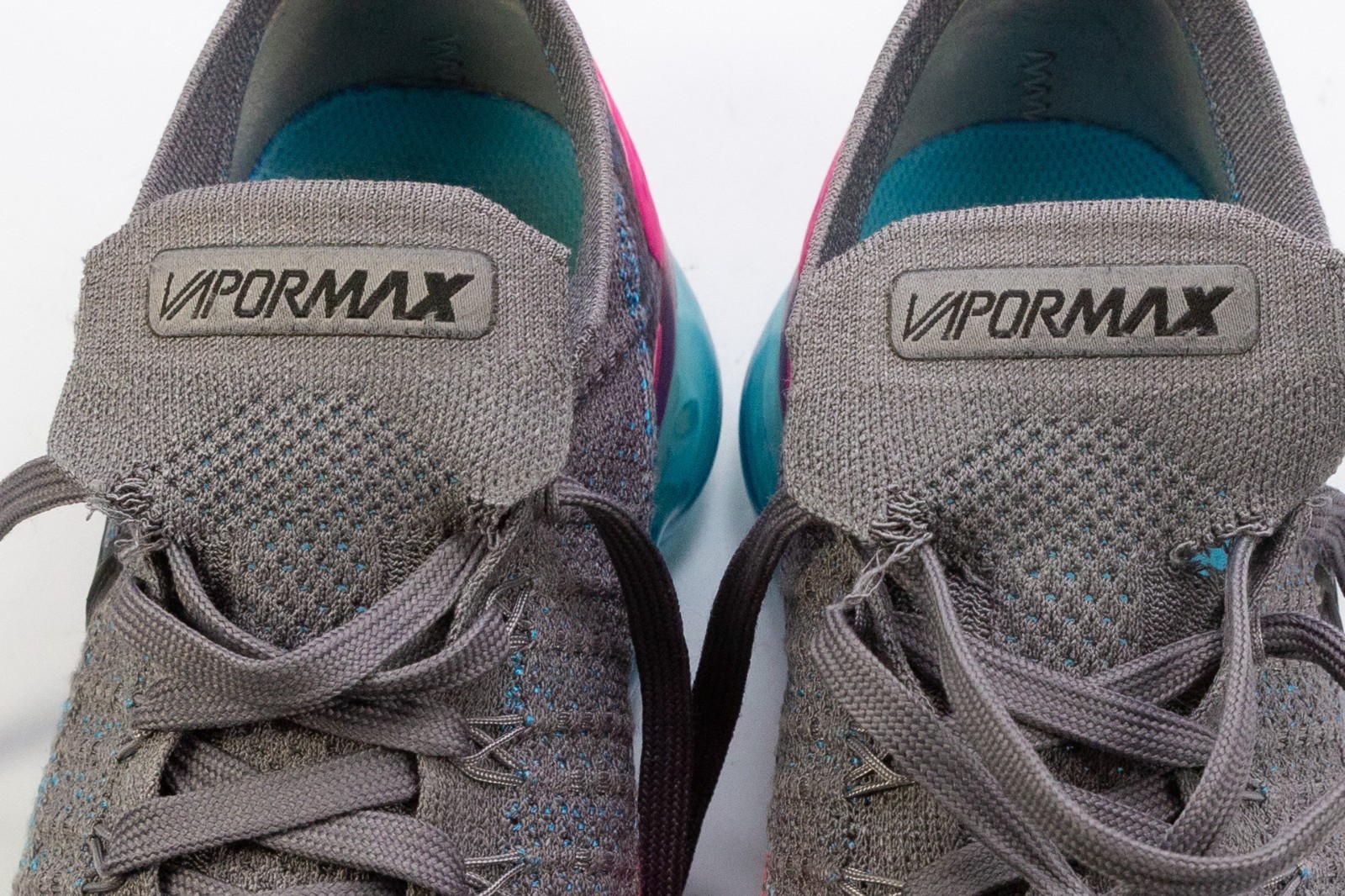 Nike Air Vapormax 2 Air Metropolis Grey Pink Teal Women’s Sneakers Size US 8.5