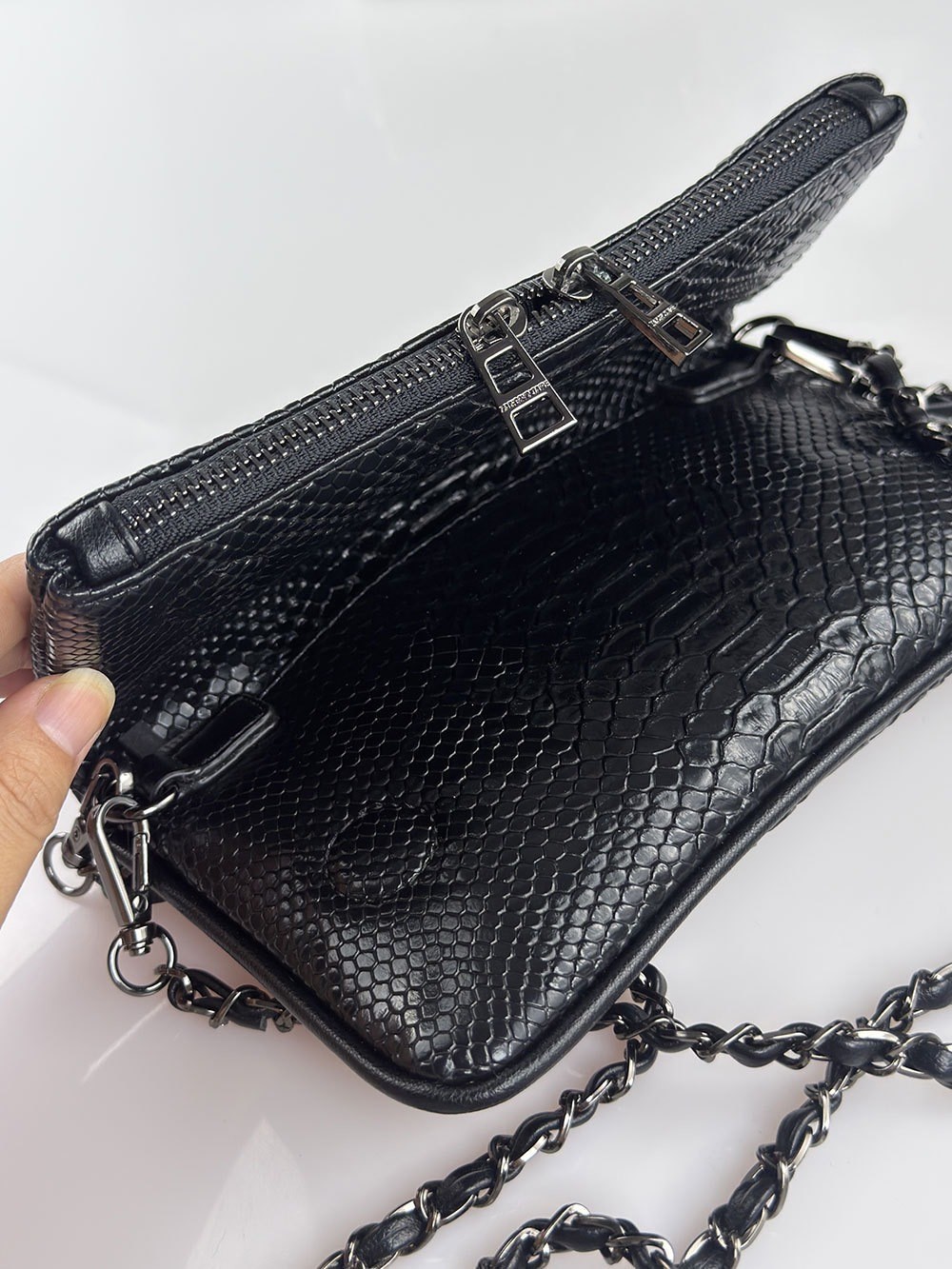 Zadig & Voltaire Rock Wing Black Snake Embossed Leather Crossbody Bag 22x15cm