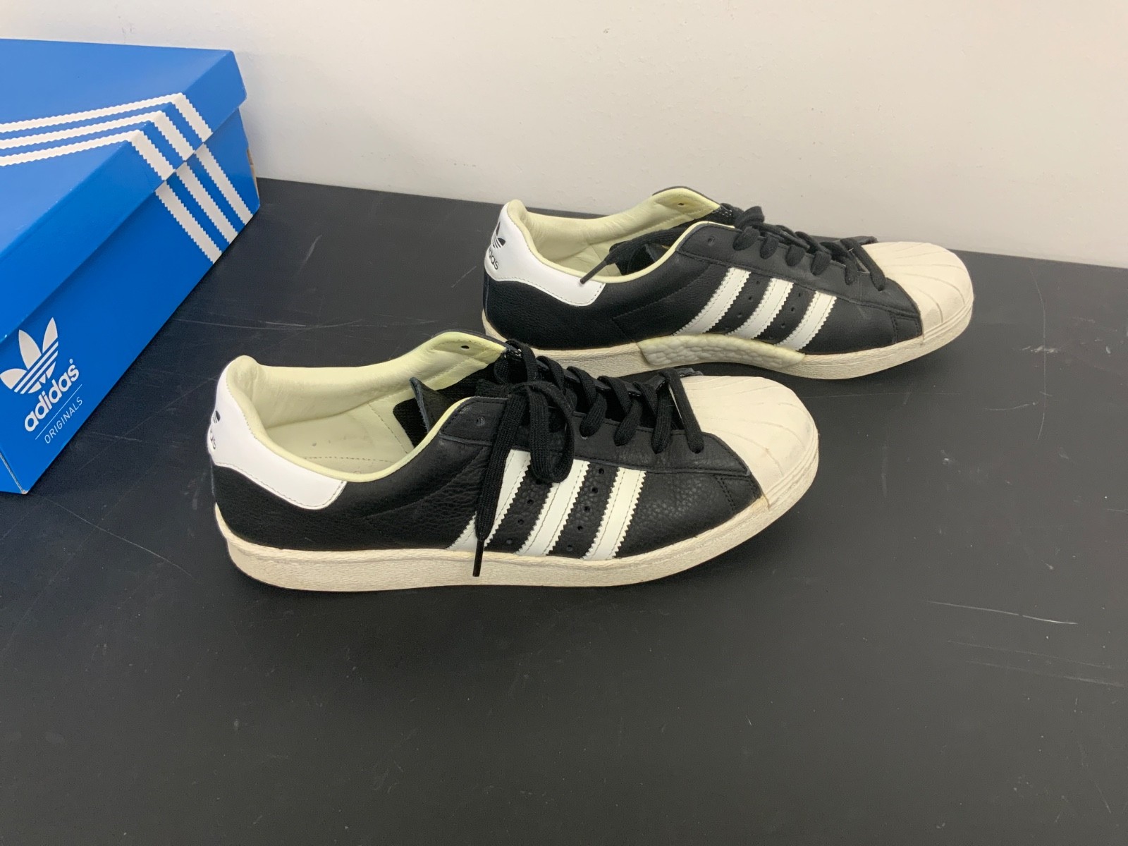 Size 12 – adidas Superstar 2 Black White ultraboost insole