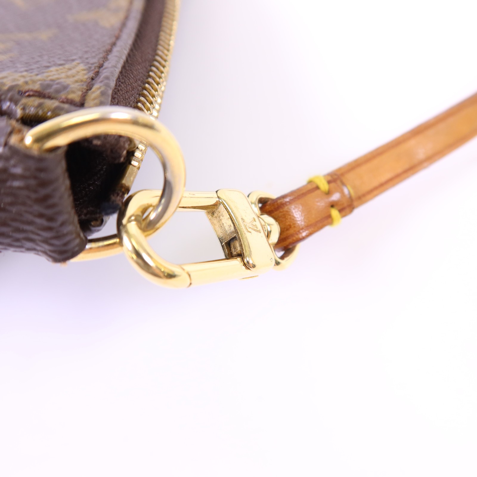 LOUIS VUITTON LV GHW Pochette Accessoires Pouch Handbag M51980 Monogram Brown