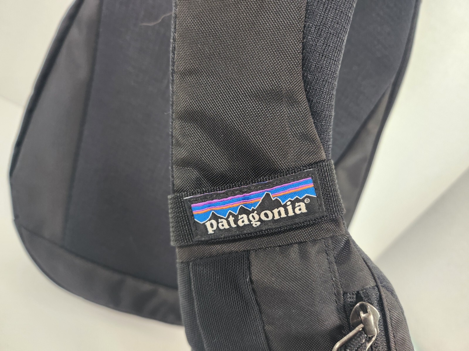Patagonia Atom Sling 8L, Black, One Size Crossbody Bag 2022 #48262FA22