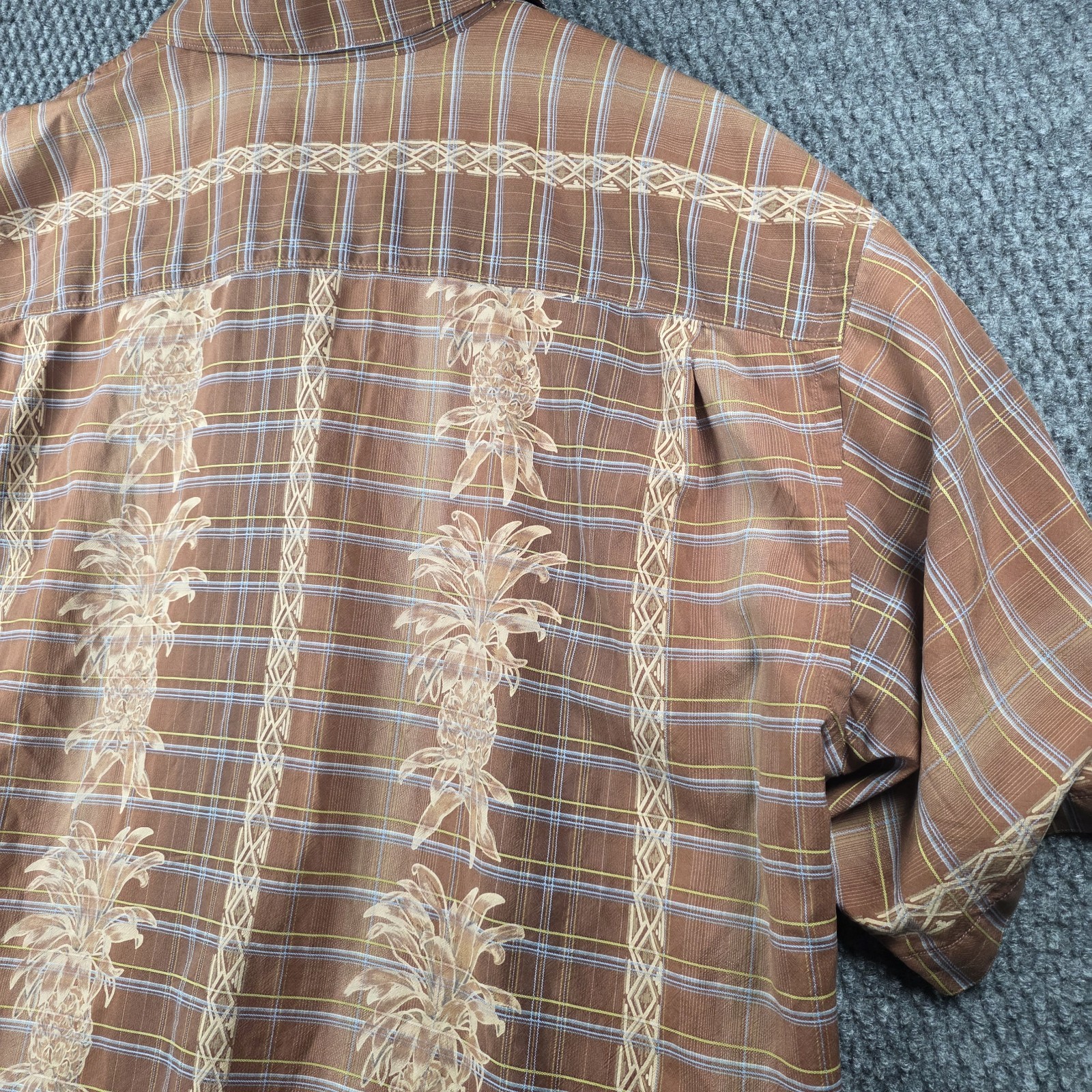 Vintage Tommy Bahama 100% Silk Aloha Shirt Mens XXL Brown Hawaiian Pineapple 90s