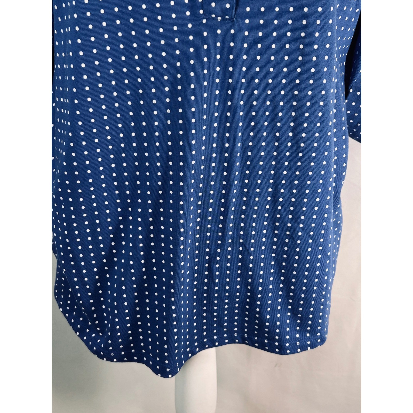 Sara Morgan Blue Polka Dot Henley Blouse Roll Tab Sleeve Large BYR