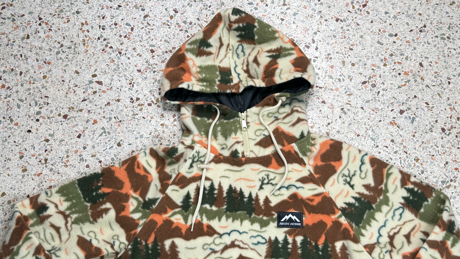 Massive Outdoor 1/4 Zip Outdoor Nature Pattern Long Sleeve Hoodie Fleece Size S