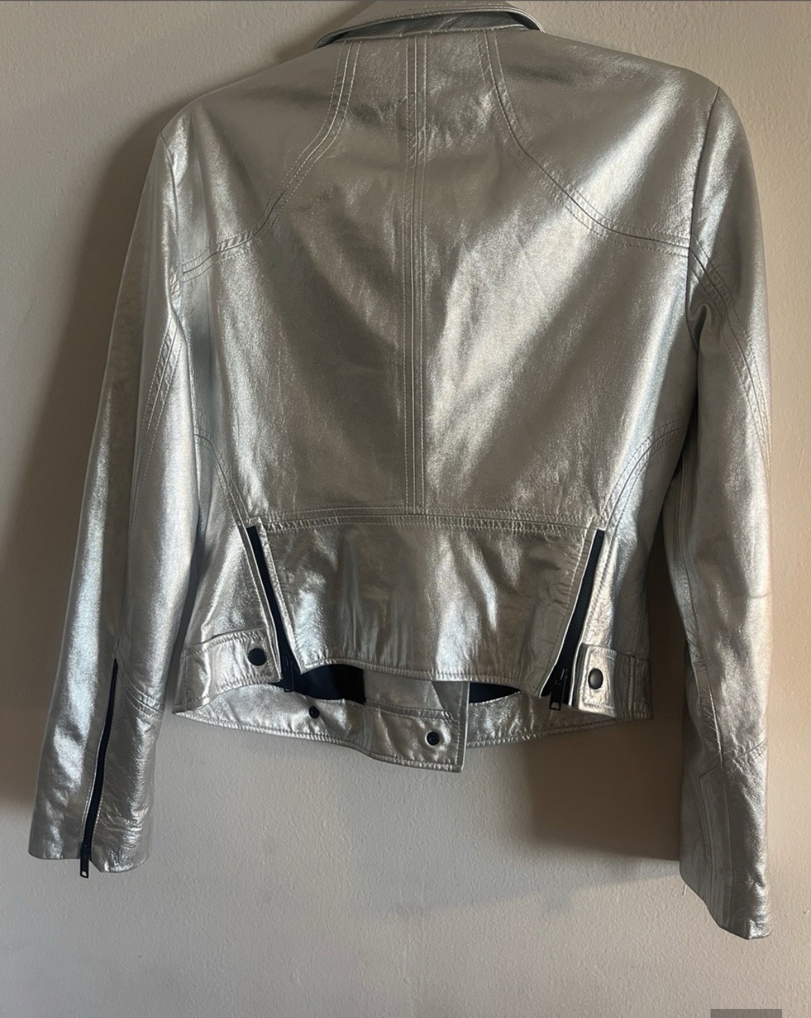 Women’s Silver Lambskin Leather Biker Moto Jacket, Full Zip, Long Sleeve