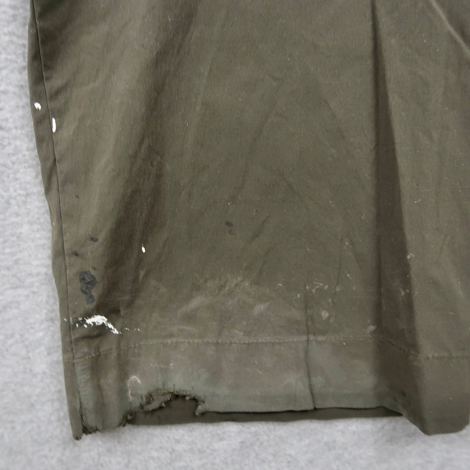 Arcteryx Mens Cargo Pants Size 30 Olive Green Distressed Paint Splatter Outdoor