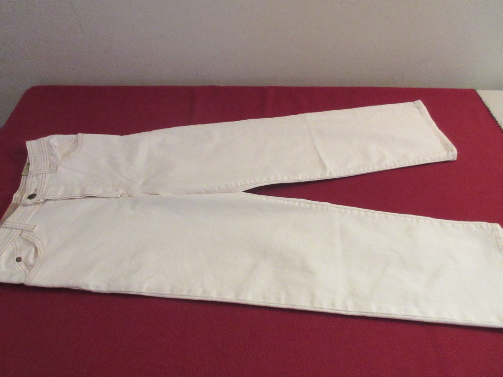 Levis Jeans Women White Denim Ribcage Straight Ankle 27”x27” New w/TGS