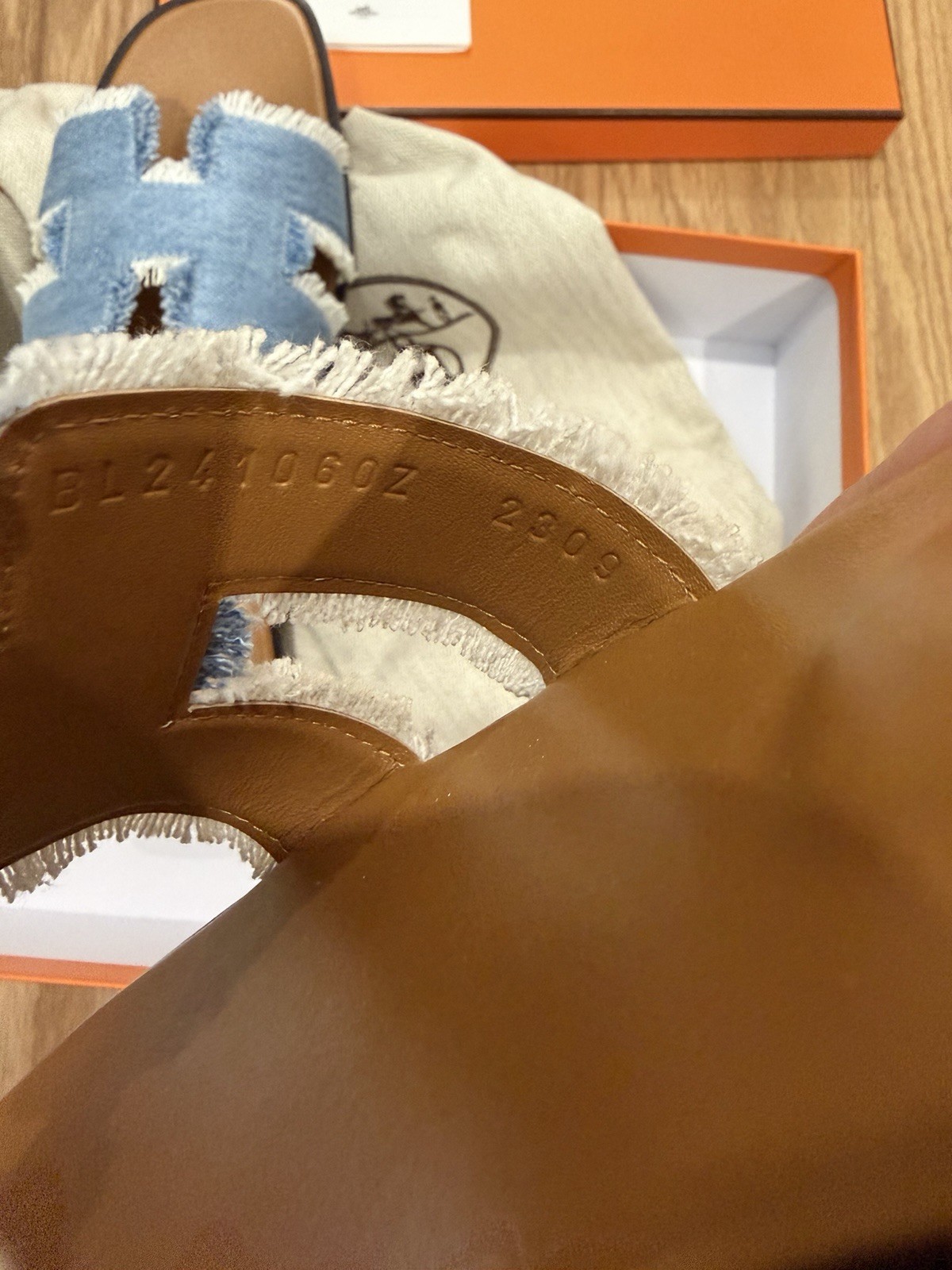 100% Authentic Hermes Oran Sandals women 38.5 BNIB