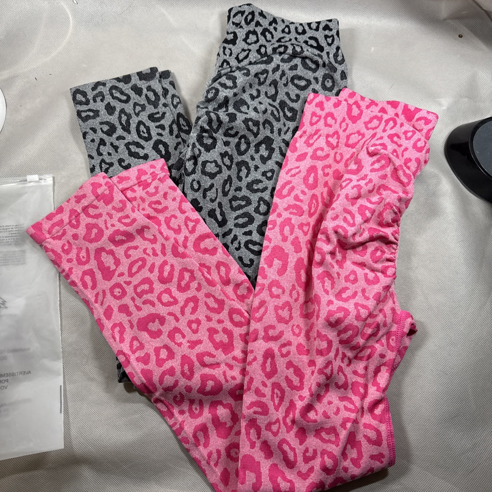 Shgiloo 2 Pcs High Rise Leopard Pink And Black Leggings Size Large CC1