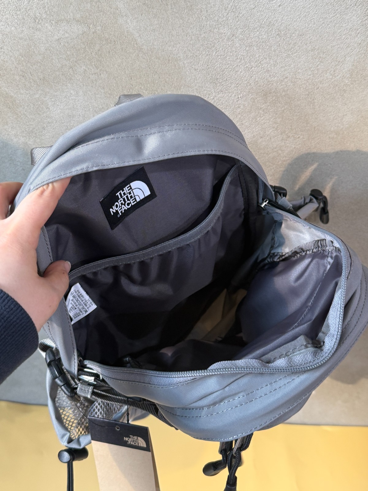 The North Face Recon Mini Backpack Unisex Casual Lifestyle Sports Bag NM2DR57C