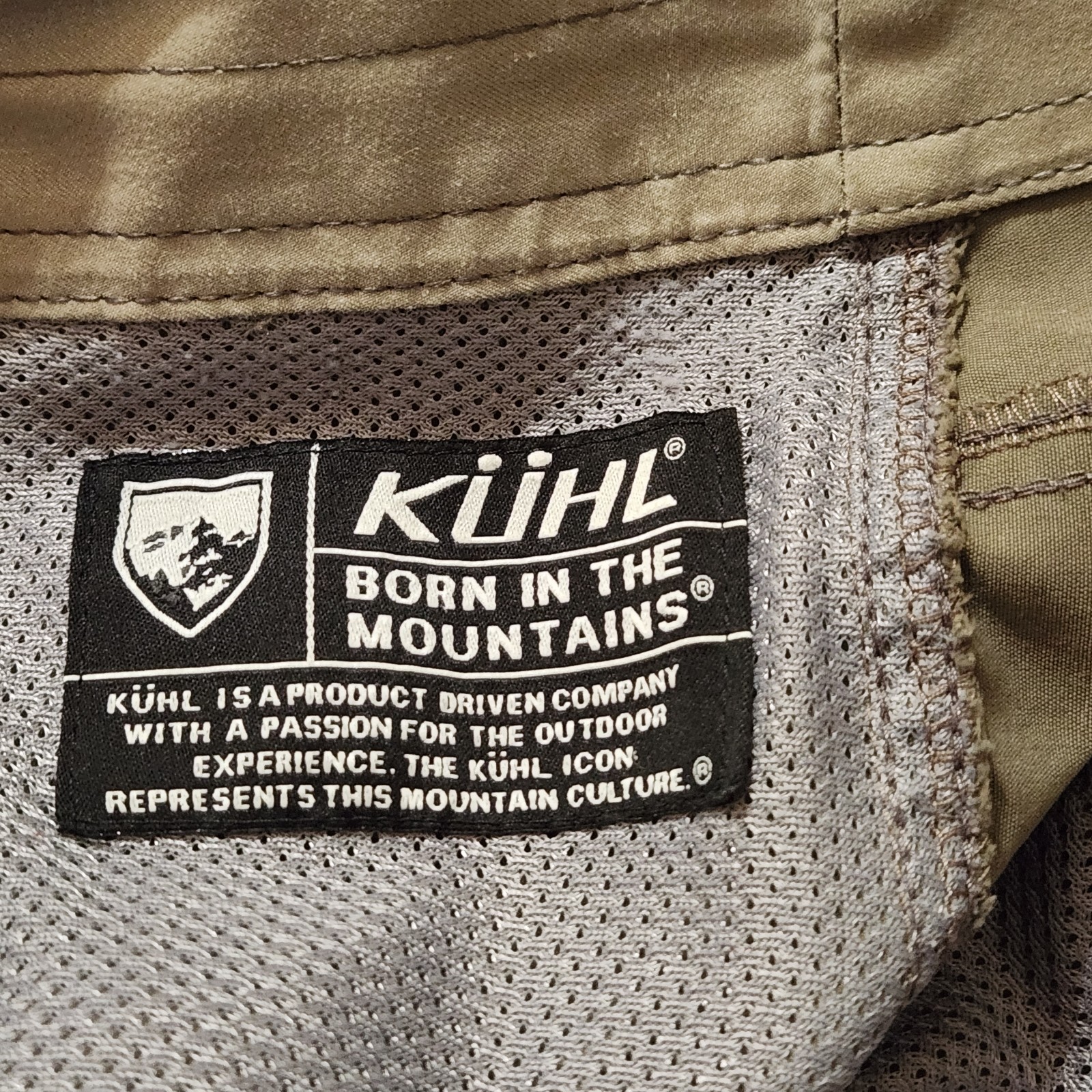 Kuhl Renegade 10in Shorts Size 35 Khaki Water Resistant Quick Dry 8 Pockets 5121