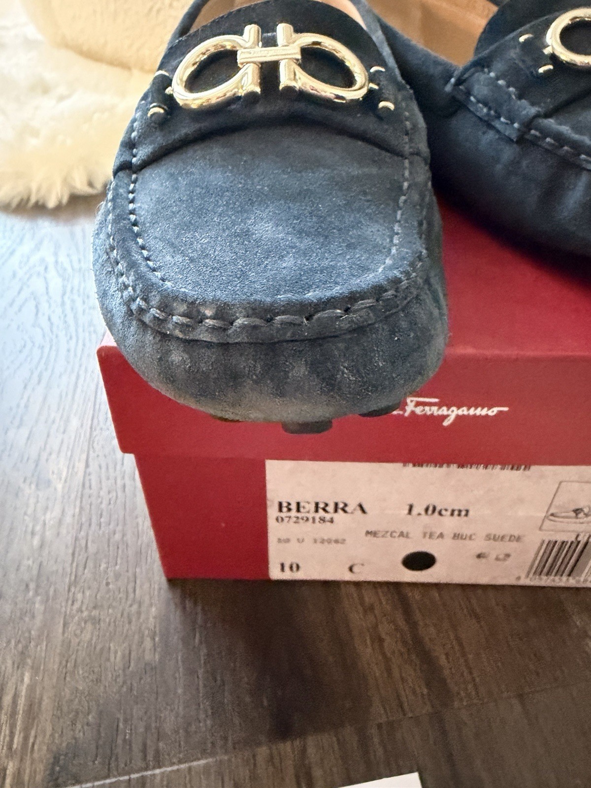 Ferragamo Women Suede Berra Loafers Blue Size 10