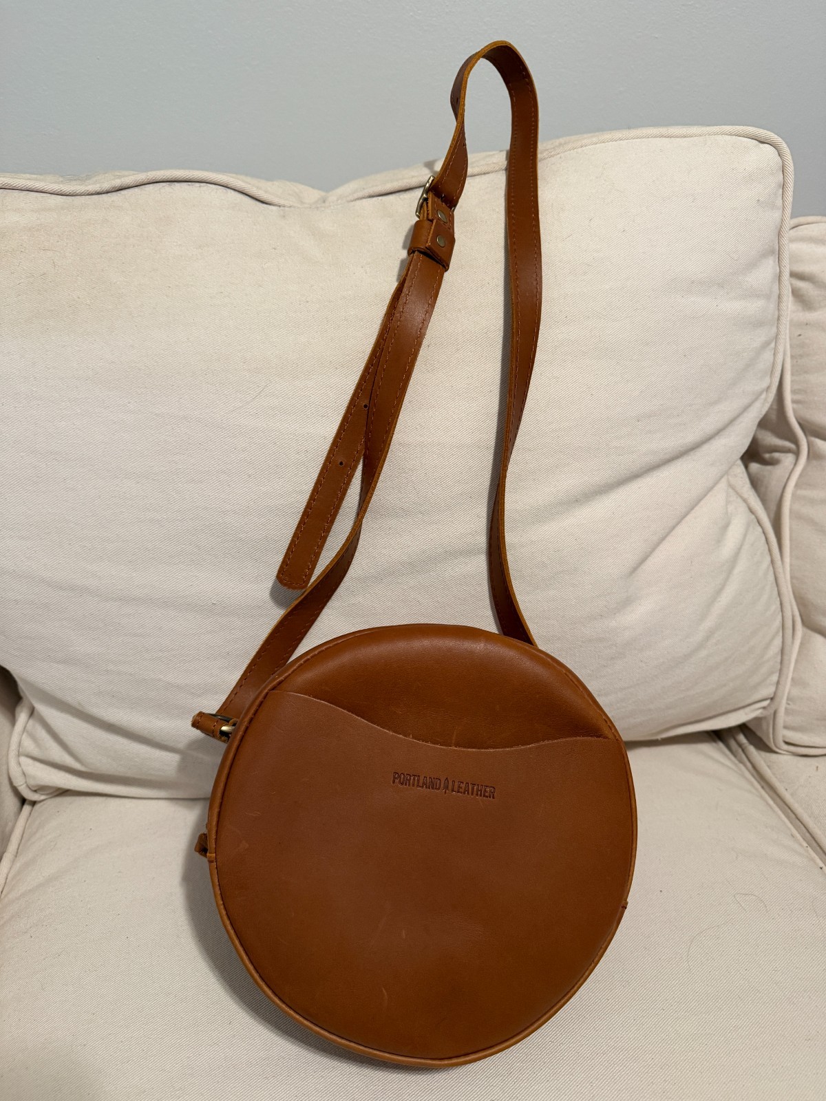 Portland Leather large circle bag * honey brown color * used