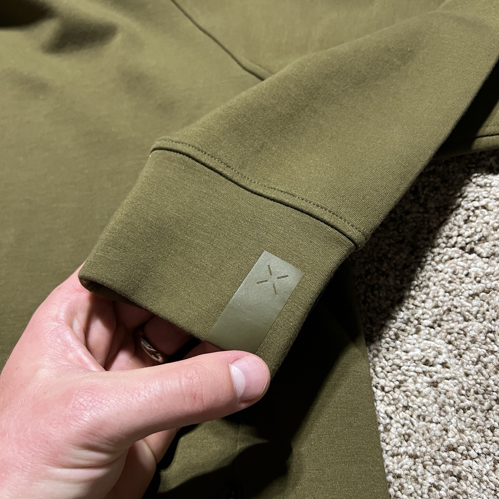Huckberry Ten Thousand Hoodie Men’s M Dark Olive Midweight Tech 1/4 Zip Pullover