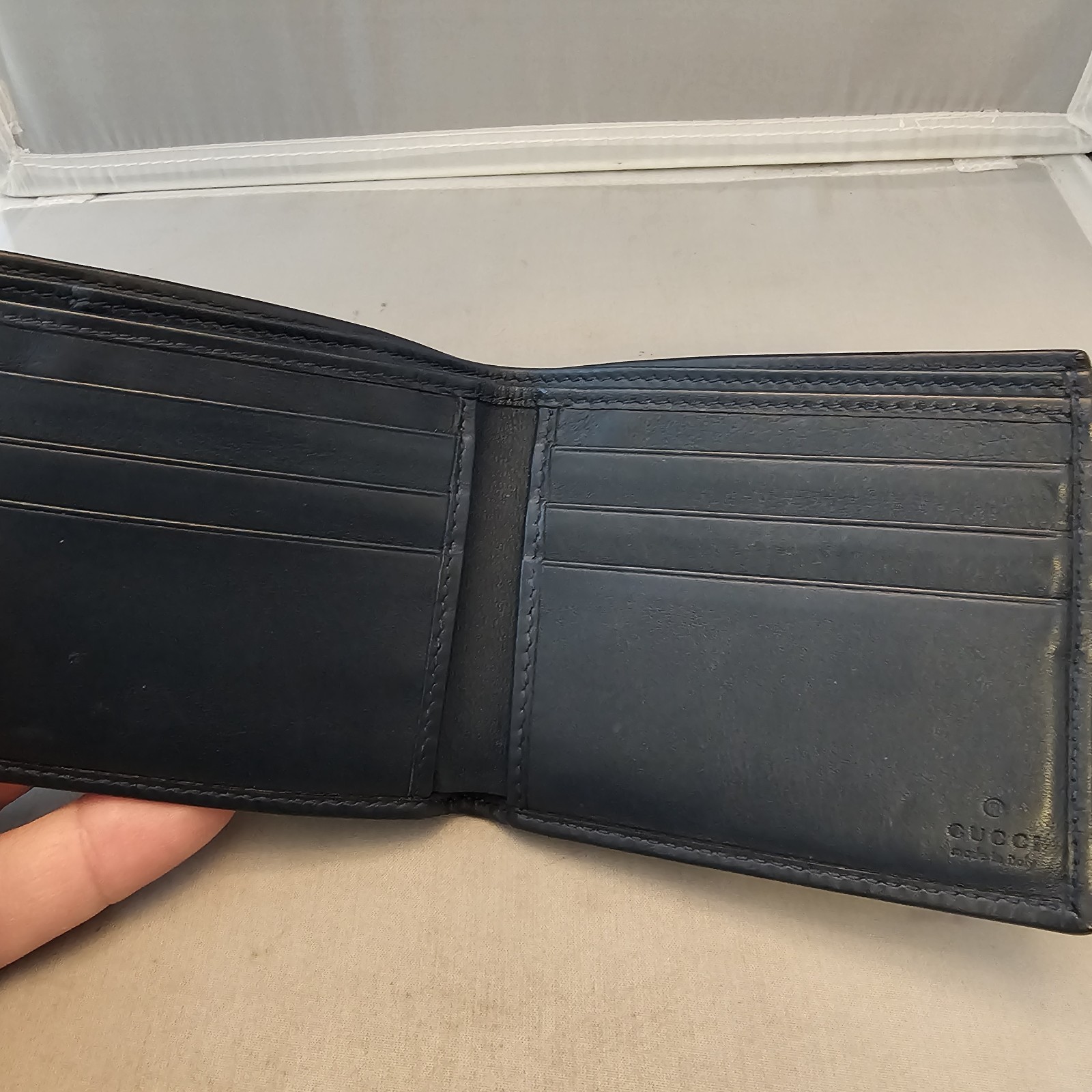 Gucci Wallet Bifold Navy Leather Yello Stripe GG Great Condition See Pictures