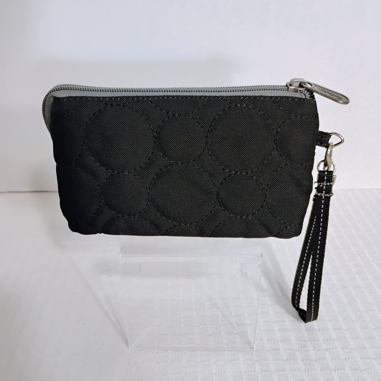 Thirty-one Black Quilted Vary You Wristlet