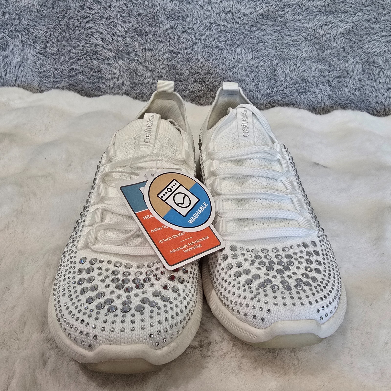 Aetrex Carly Arch Support Sneaker White Sparkle Women’s Size 37 or US 7 *NOTES