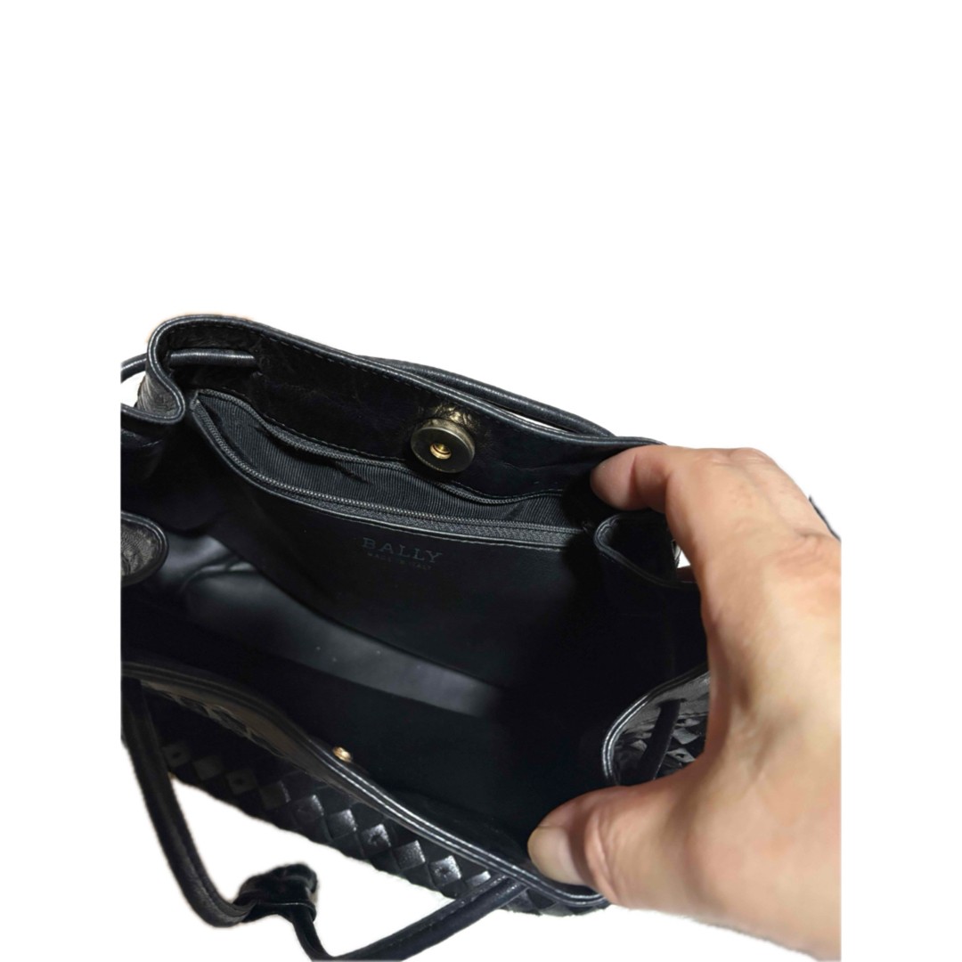 BALLY Shoulder Bag Leather Black Size: W:9.8 × H:7.9 in.