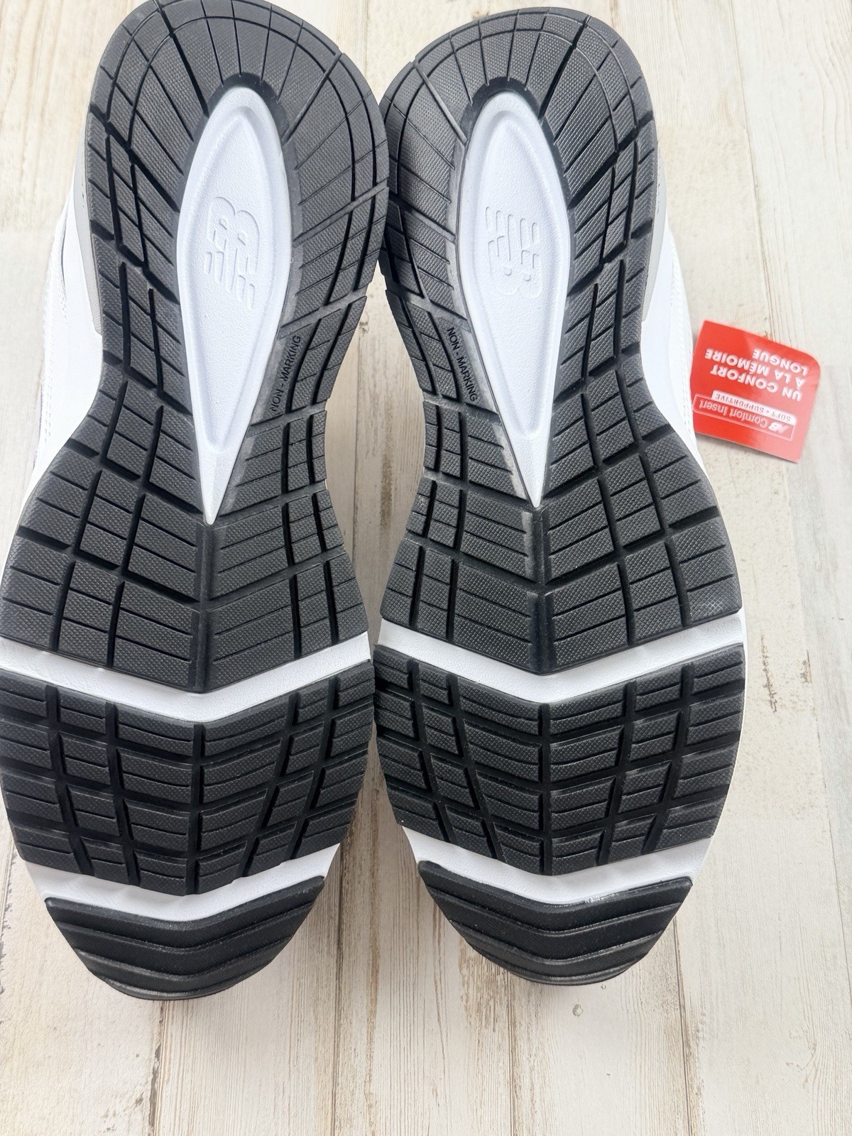 New Balance 608v5 White Black MX608SB5 Available Now NIB Fast Ship Very Nice