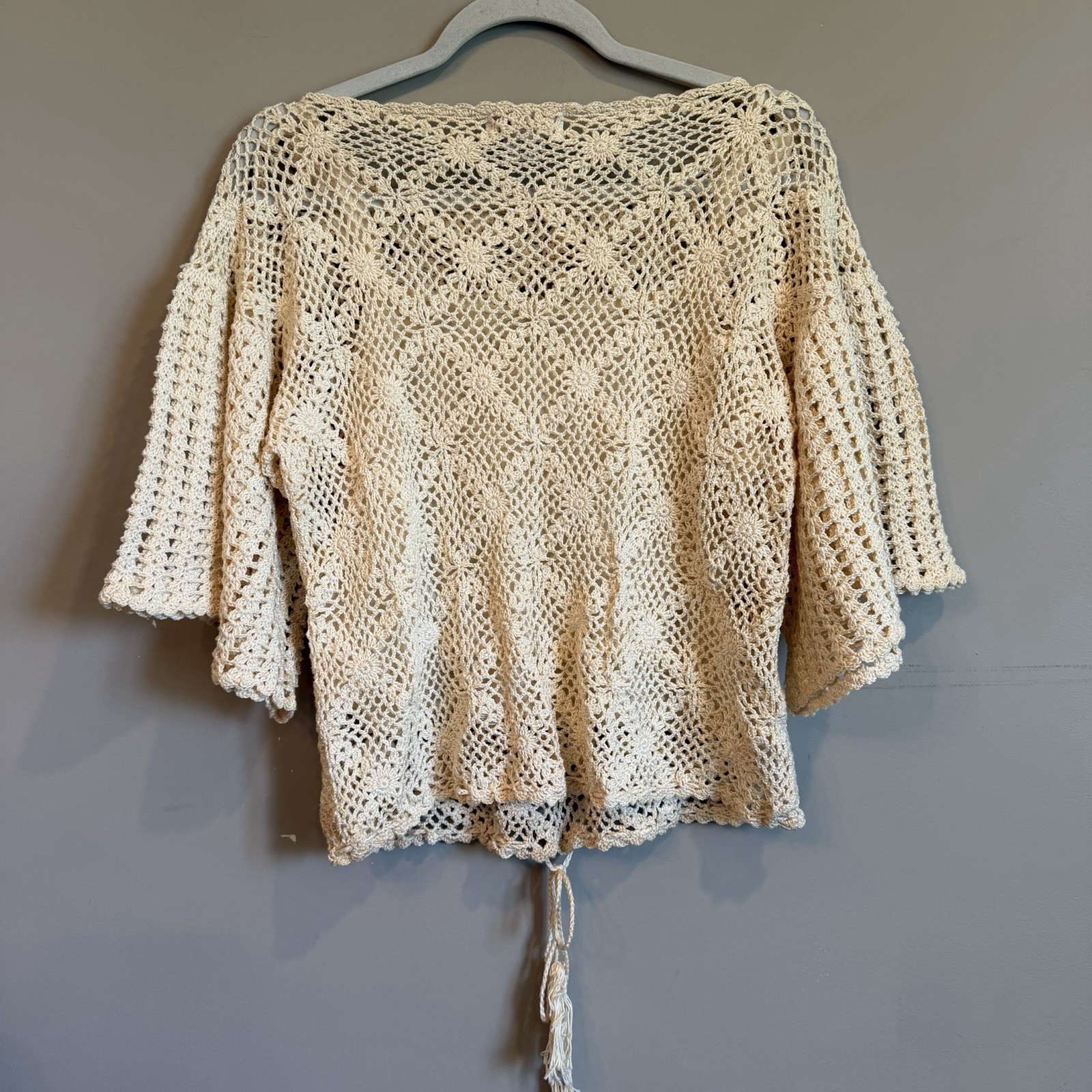 Vintage J.M. Pink Hand Crochet Ivory Floral Top Fairycore Boho Flutter Sleeve L