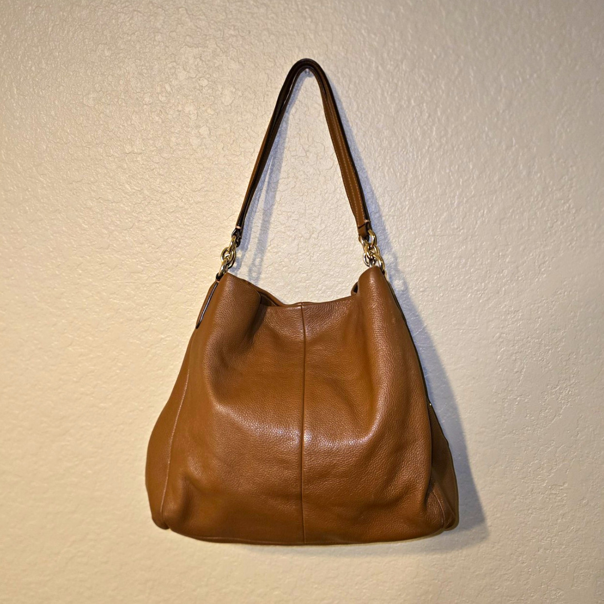 Coach Madison Phoebe Pebbled Leather Shoulder Bag – Serial 26224 – Brown/Tan