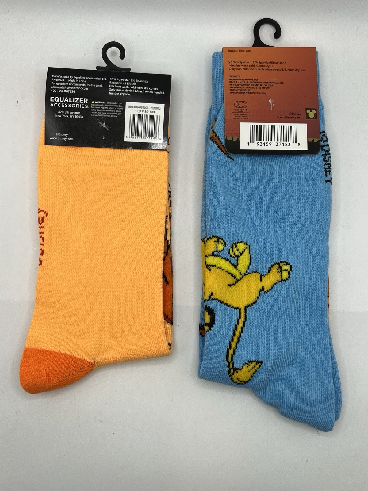 NWT Disney The Lion King Crew Socks Lot of 2 Pumbaa Orange Simba Blue 6-12 9-13