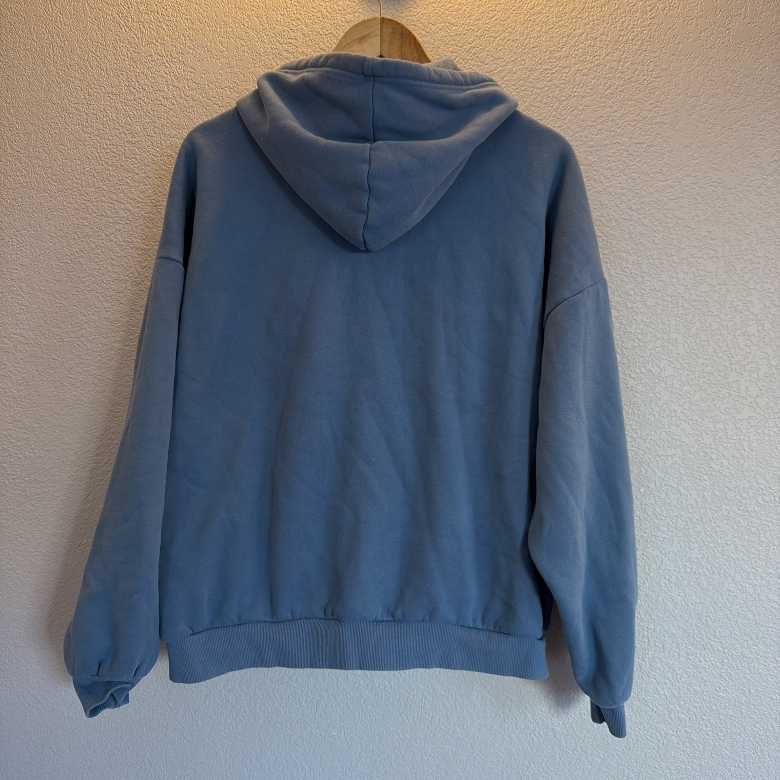 RARE BLUE Edikted 98 Hoodie Sweatshirt Women’s Size Small Oversized “98” Patch