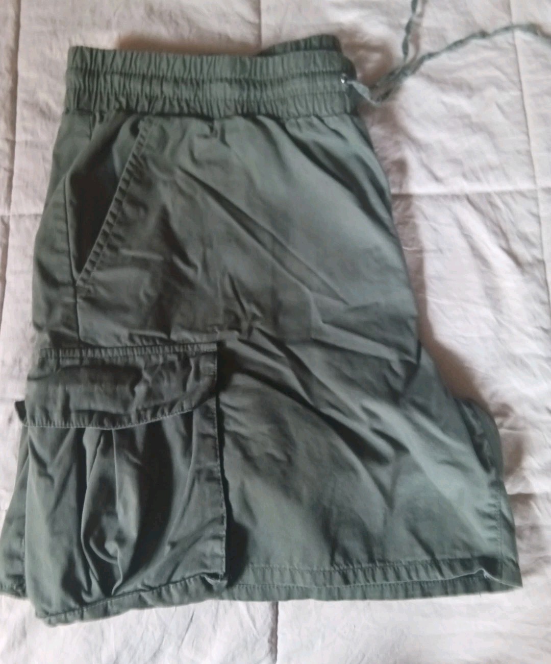 Men’s Cargo Shorts No Boundaries XL (40-42) ArmyGreen