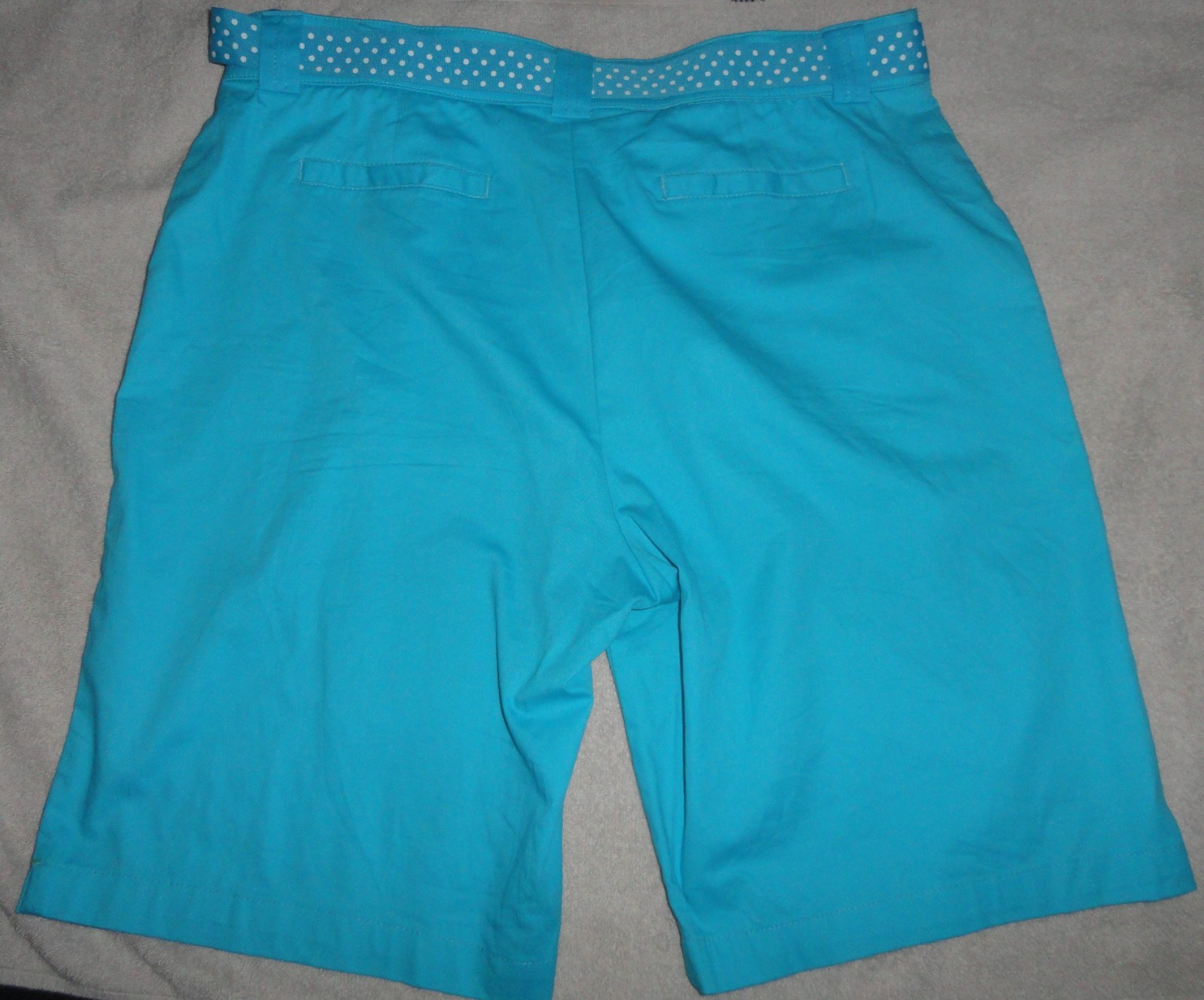 WHITE STAG BLUE BERMUDA SHORTS WITH BELT SIZE 14