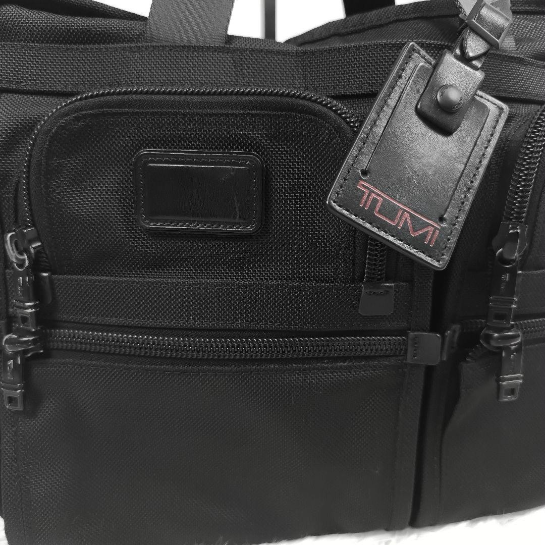 Condition TUMI Alpha Briefcase Expandable 2way 2 layer B4 Compatible Black