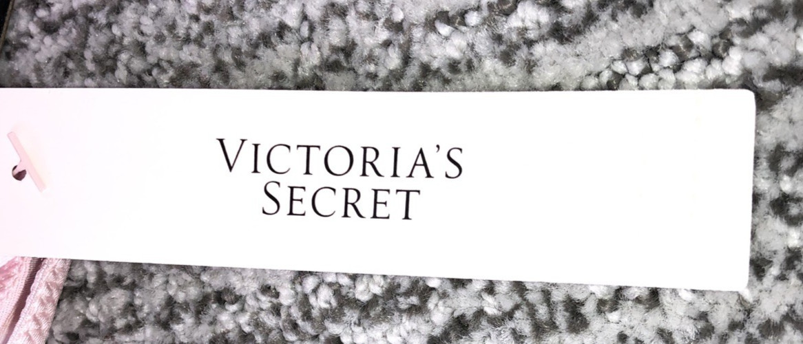 Victoria’s Secret Very Sexy NWT Medium Pink Spellout Shine Strap Thong Panty