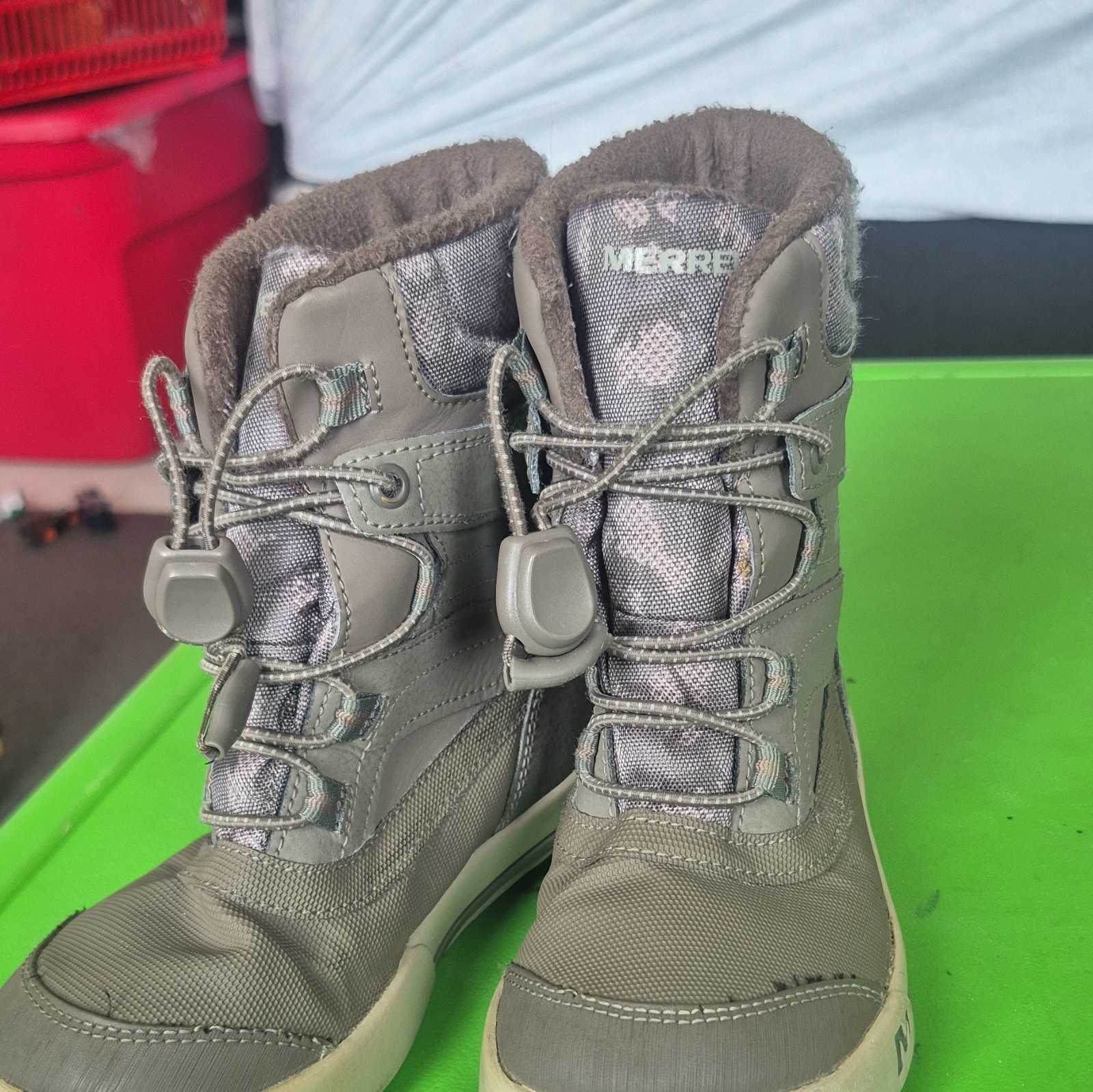 Merrell Unisex Kids US 11 Gray Camo Ankle Boots Lace-Up Rubber Sole Logo