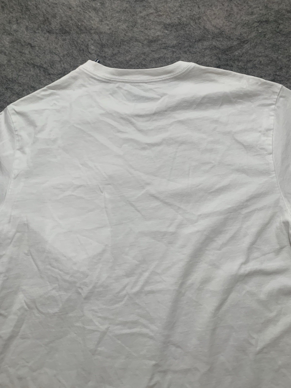 Vineyard Vines Men’s Short Sleeve Pocket T-Shirt White Size Small (S) – NWT