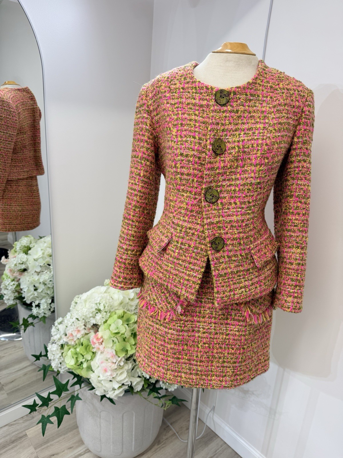 Pink Multi Tweed Fringe Blazer Jacket And Skirt M Floral Print Lining