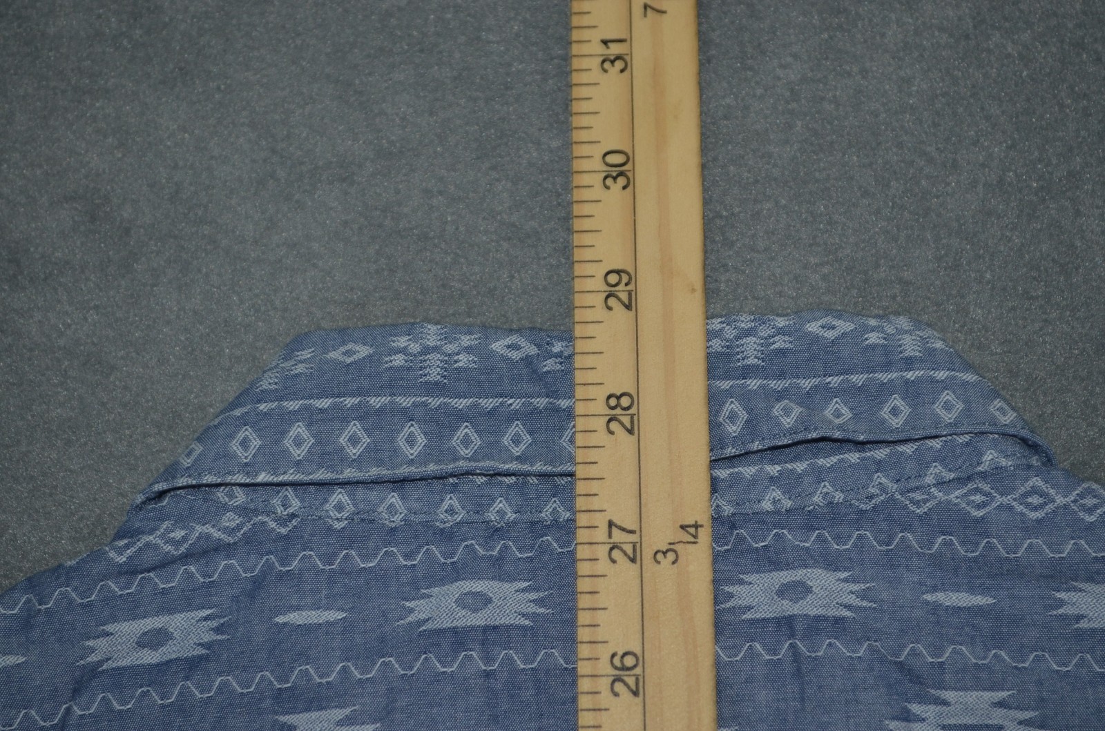 7 Diamonds Shirt Mens Medium Button Up Light Blue Aztec Sun Trails Cotton