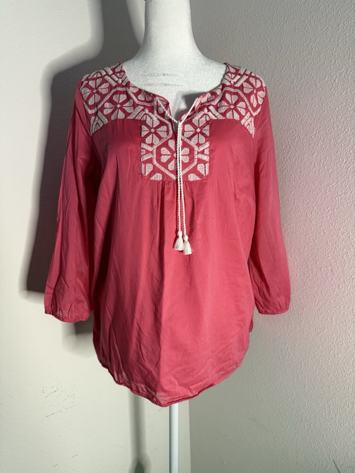 Talbots Petite Pink Embroidered Cotton Peasant Blouse Boho Tassel Top LP