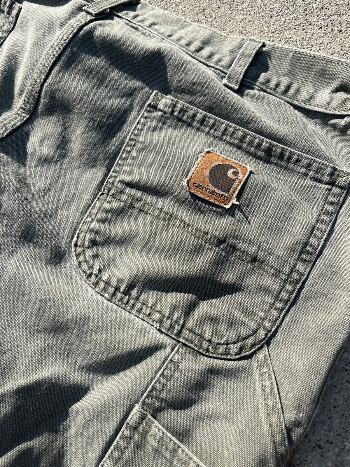 Carhartt Dungaree Fit Carpenter Pants Green Khaki Faded Distressed Men’s size 40