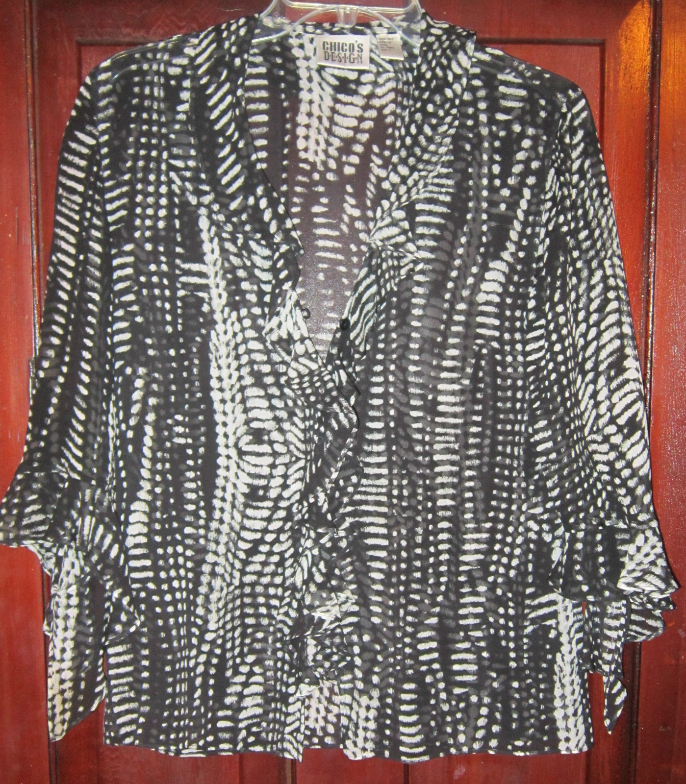 Chico’s Design 0 XS S Button Down Shirt Blouse Top 100% Silk Ruffle Sheer Print