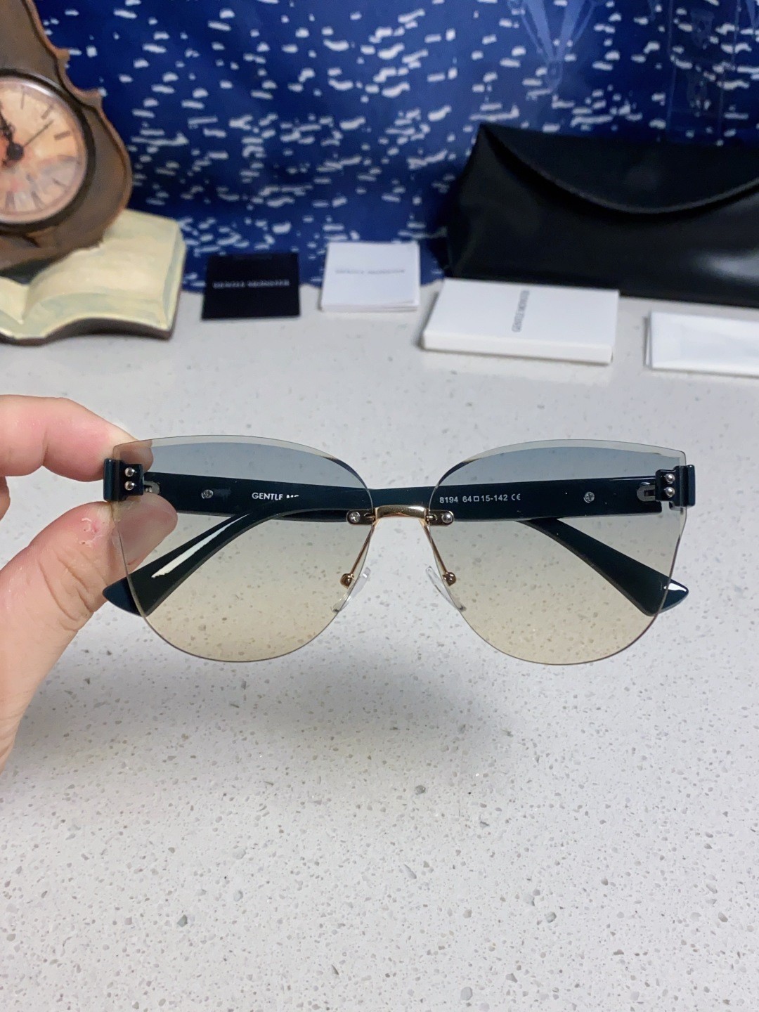Gentle Moster FLATBA 8194 Cat-Eye Frame Sunglasses for Women Green/Gray Gradient