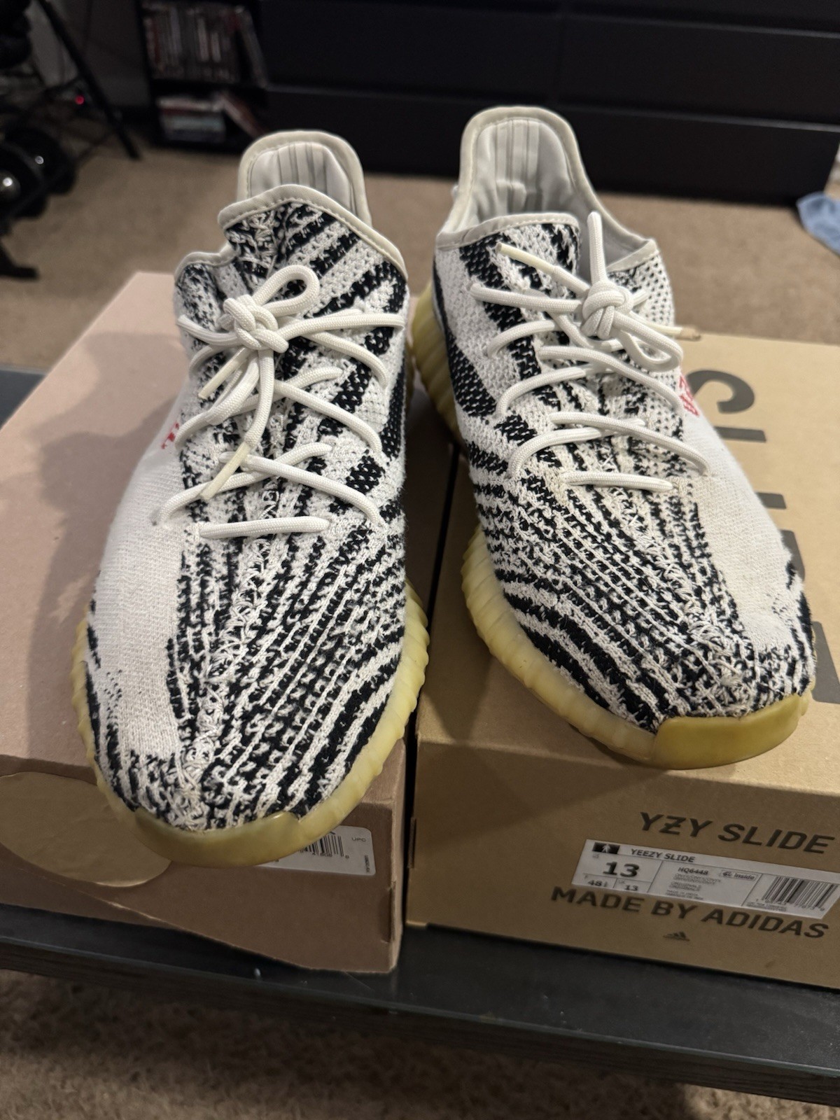 adidas Yeezy Boost 350 V2 Zebra White/Core Black/Red Low Top Primeknit CP9654
