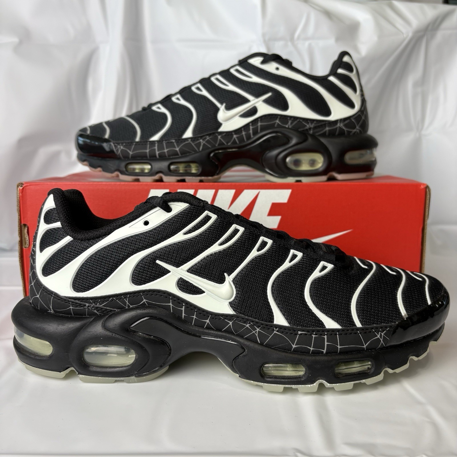 Nike Air Max Plus TN Spider Web Halloween US Men’s Size 10 New in Box DD4004-001