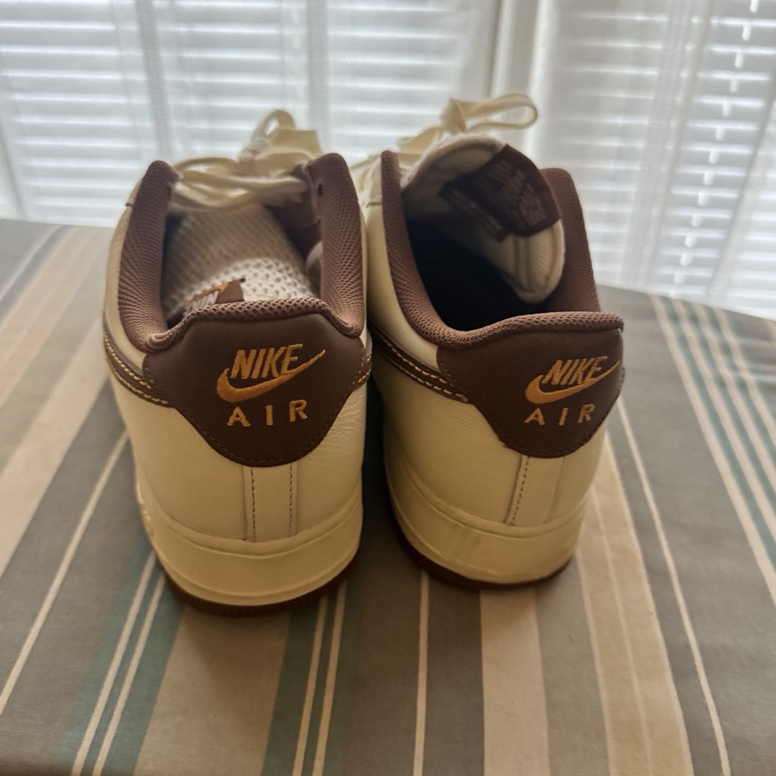 Nike Air Force 1 ’07 LV8 Coconut Milk Light Low US Mens Size 10.5 No OG Box